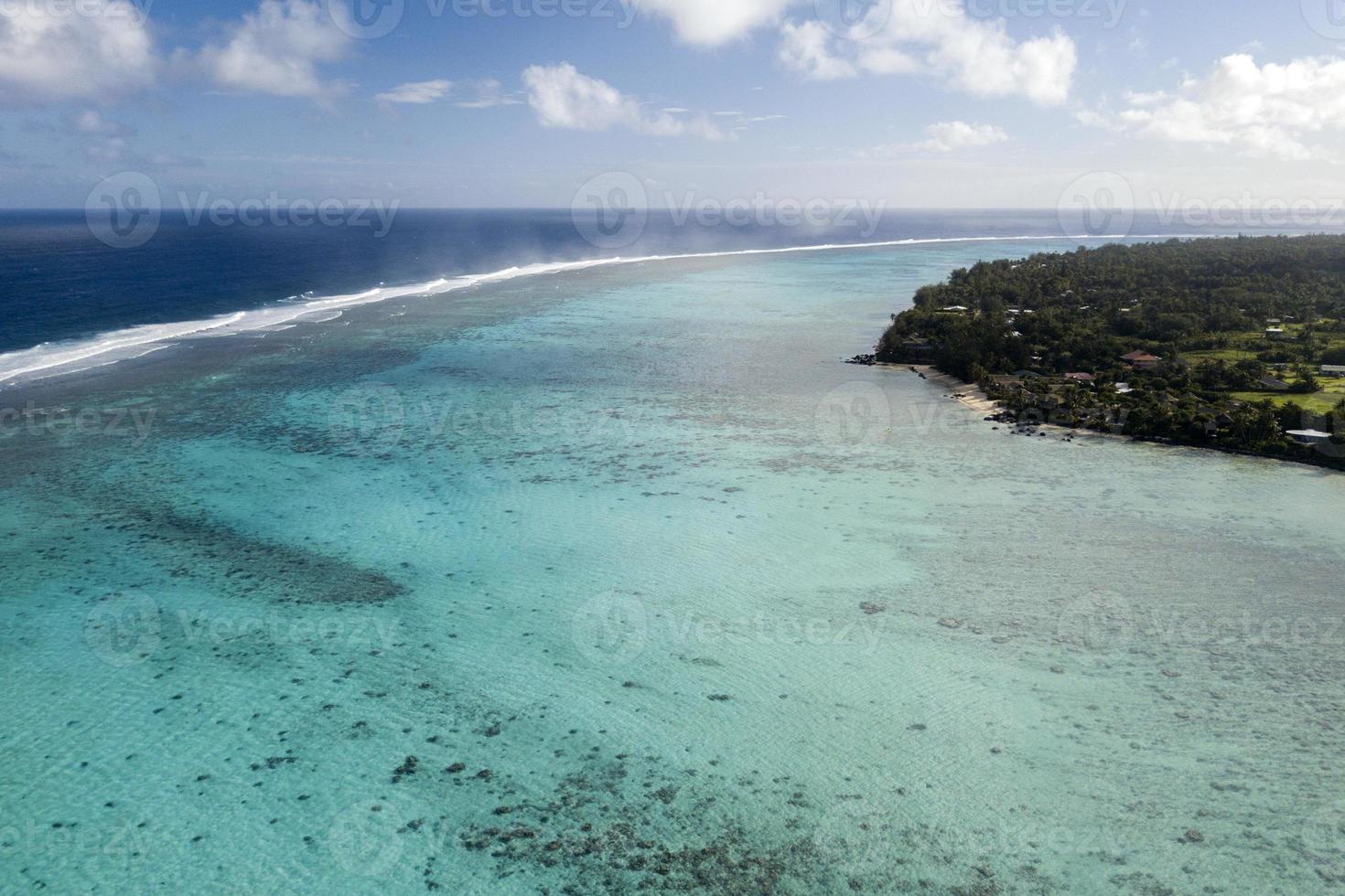 plage de muri île de cook polynésie paradis tropical vue aérienne photo