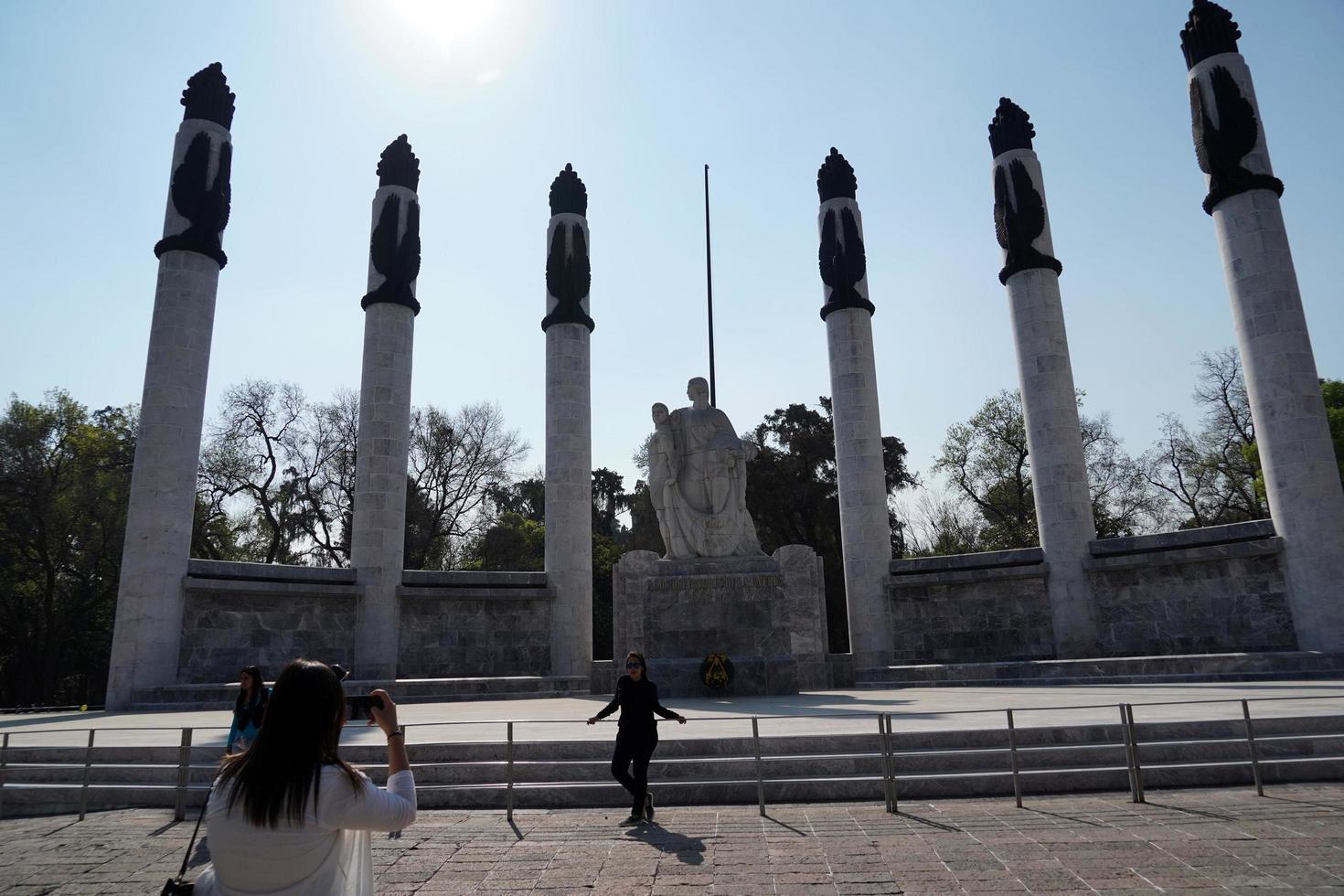 mexico, 3 février 2019 - parc de la ville chapultepec bondé de gens le dimanche photo