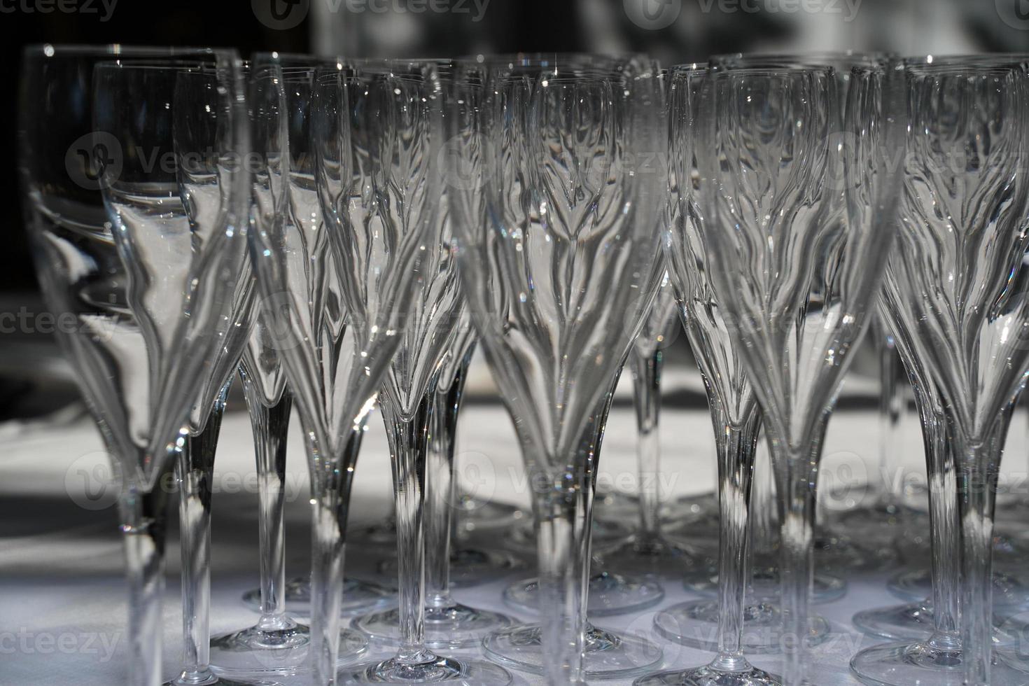 De nombreux verres de champagne close up detail photo