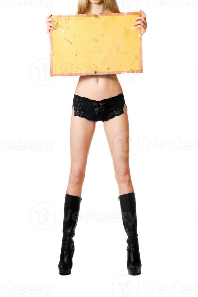 femme sexy avec planche vintage jaune photo