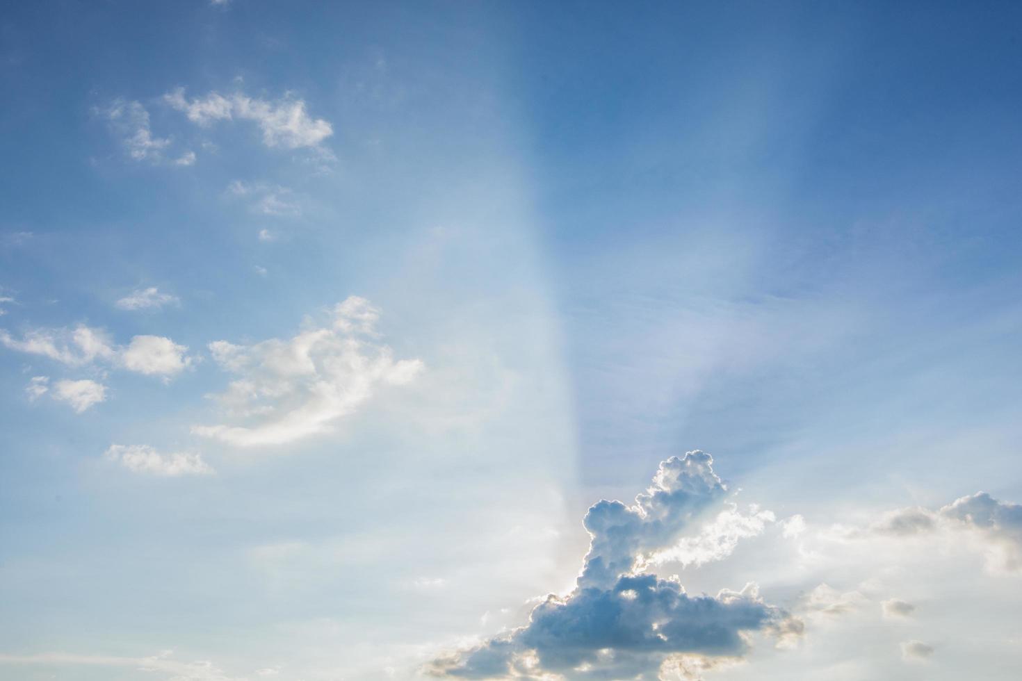 nuages dans le ciel photo