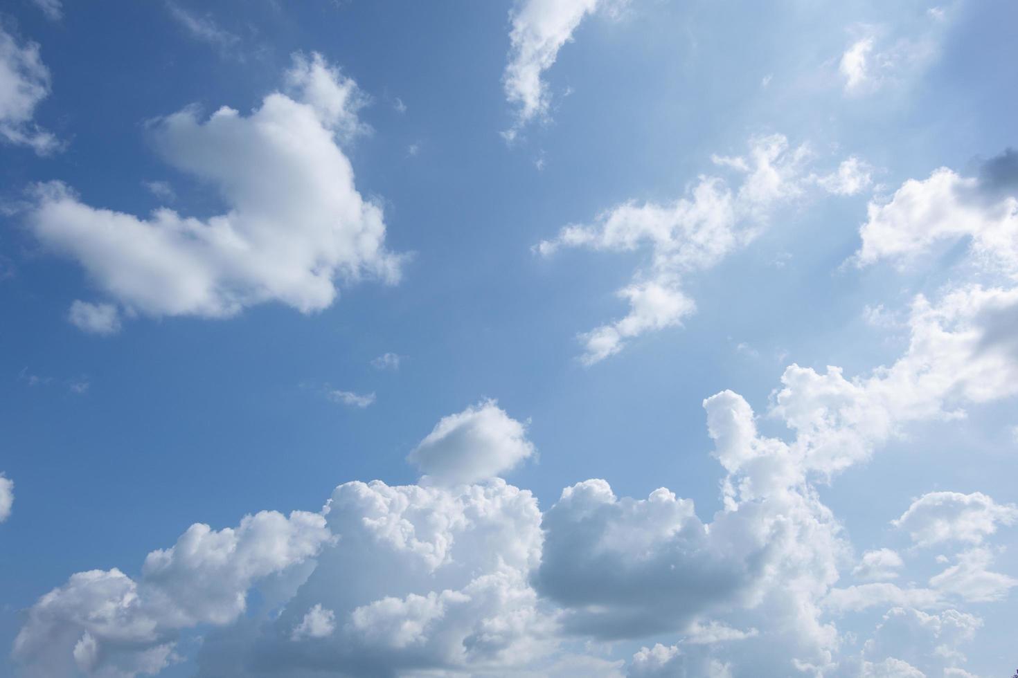 nuages dans le ciel photo