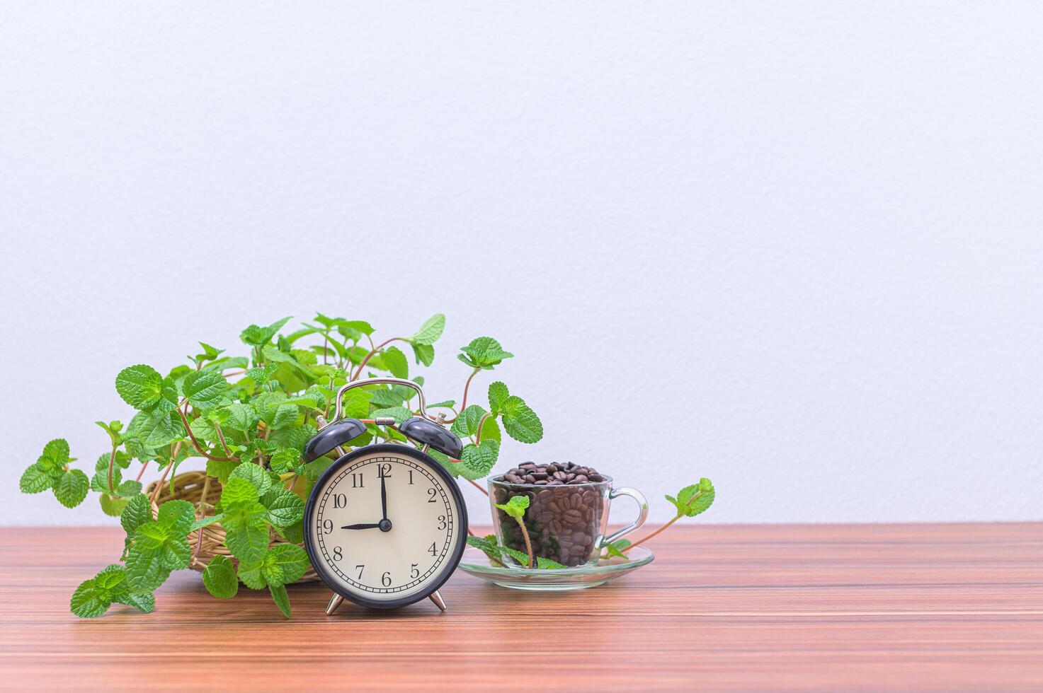 horloge sur le bureau photo