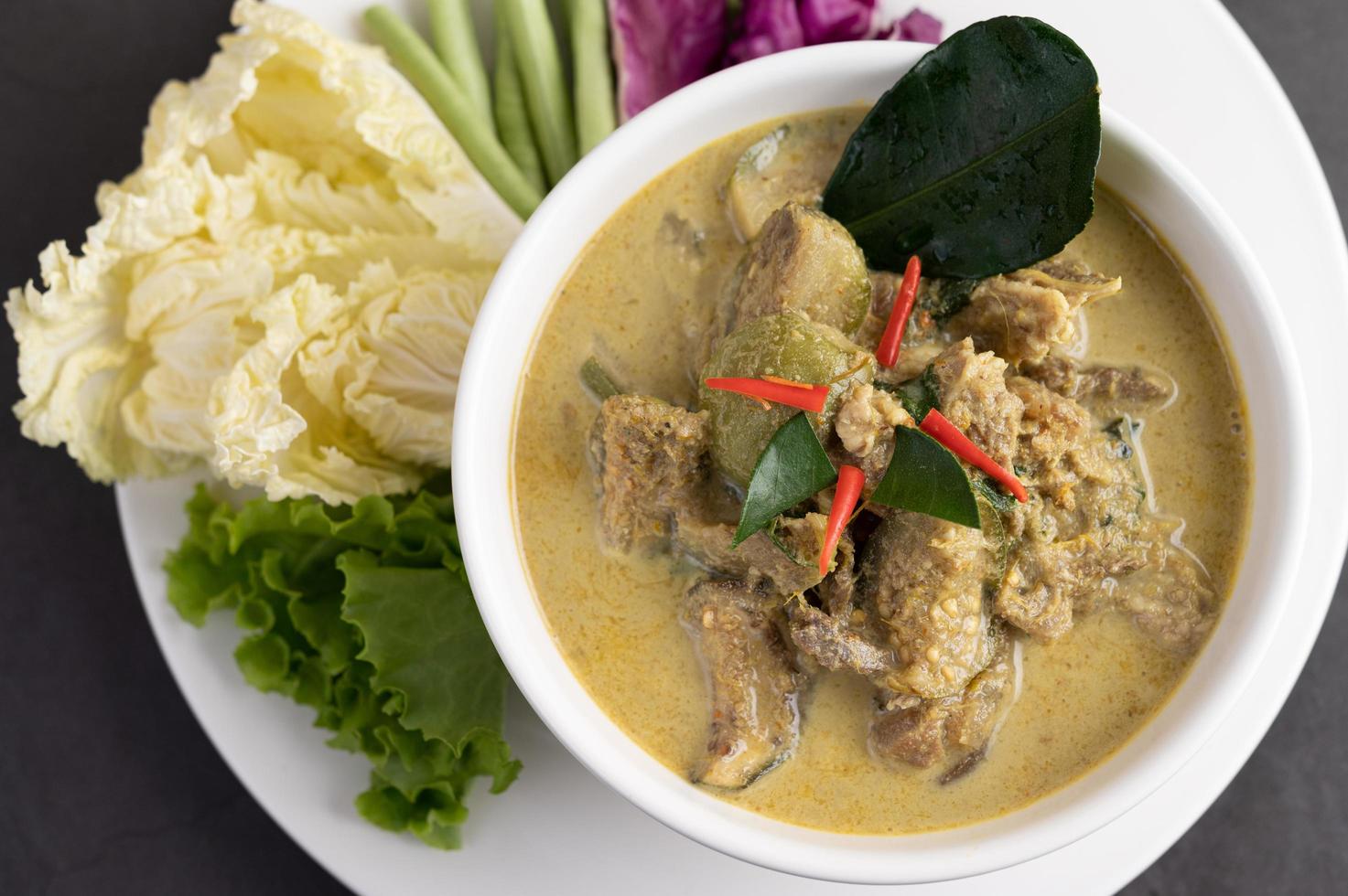 poulet au curry vert photo