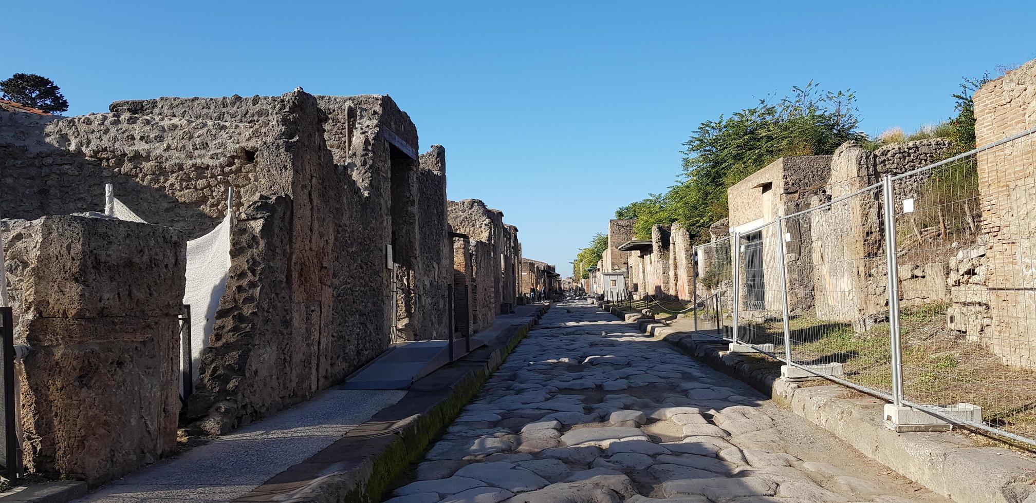 ruines de pompéi en italie photo