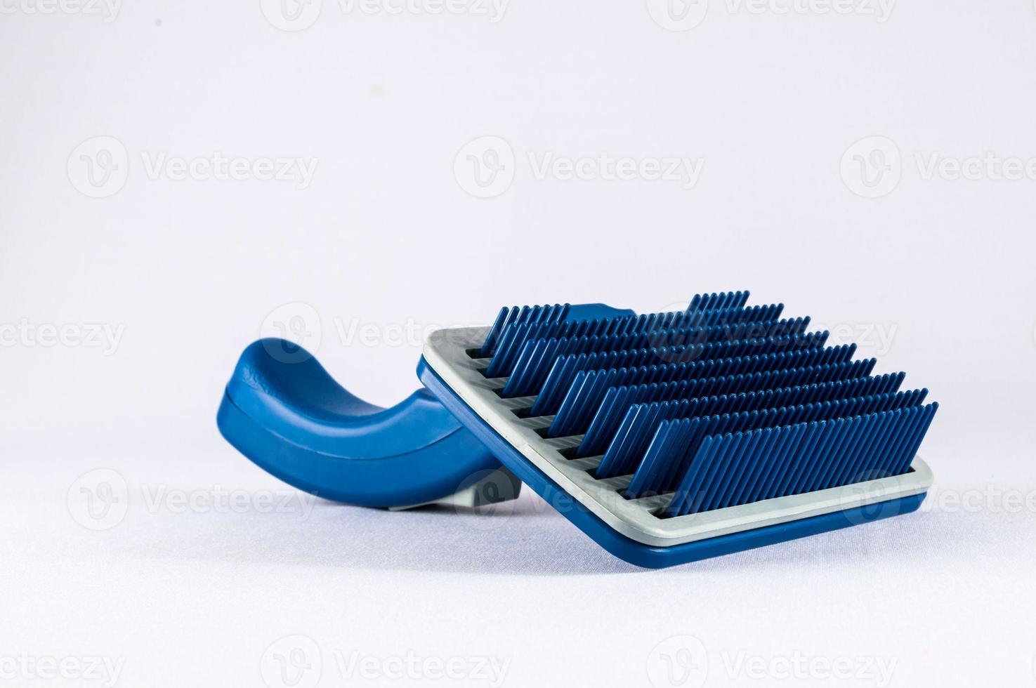 brosse à poils d'animaux 19073310 Photo de stock chez Vecteezy