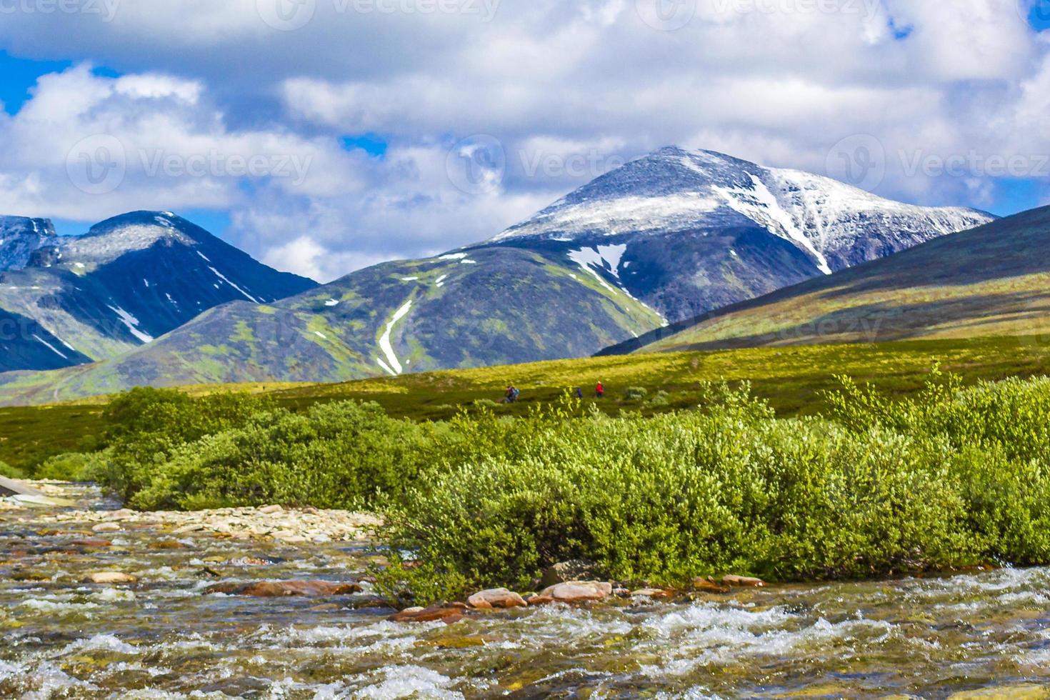 belle montagne et paysage nature panorama parc national de rondane norvège. photo