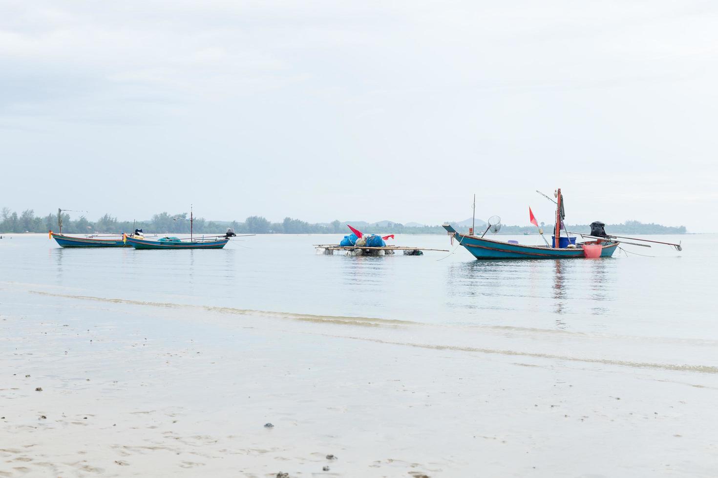 bateaux de pêche en thaïlande photo