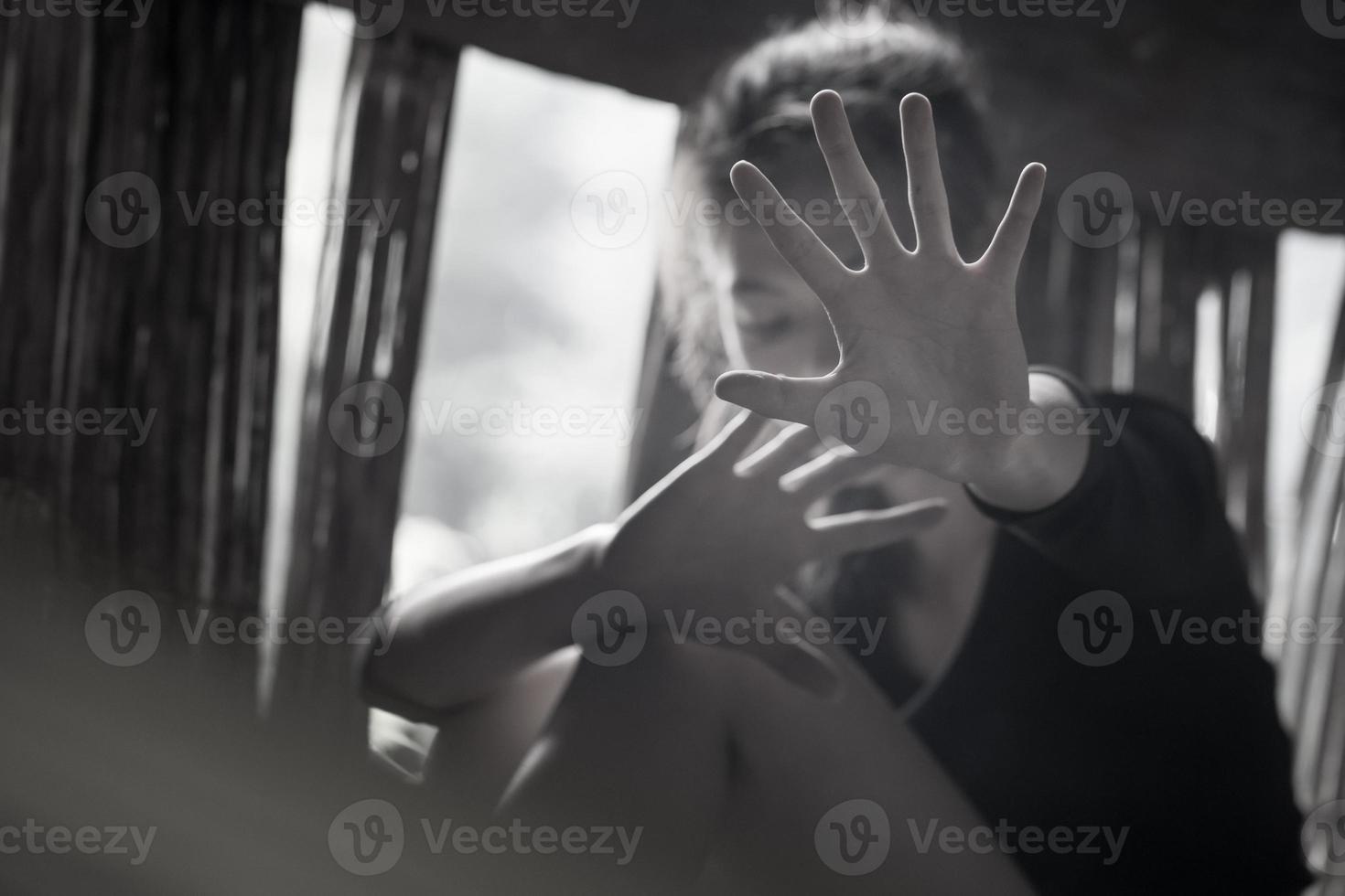 mettre fin au harcèlement et aux abus dans les relations, mettre fin à la violence à l'égard des femmes, journée internationale de la femme photo