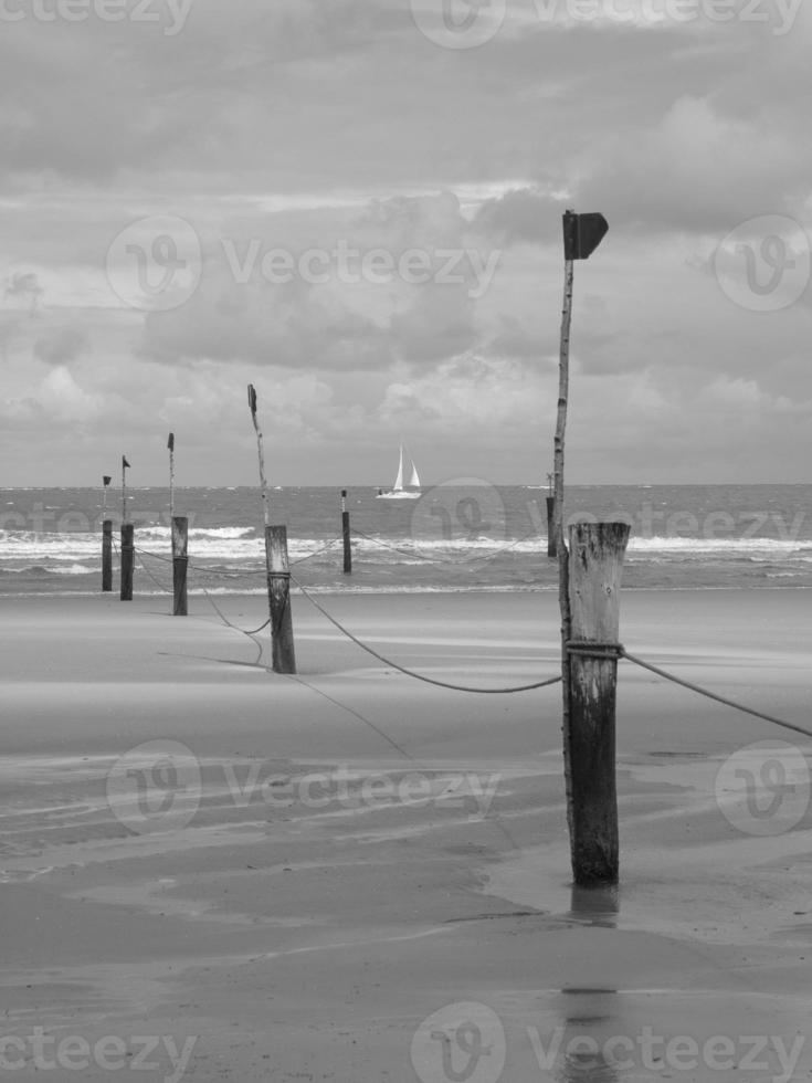 île de norderney dans la mer du nord photo