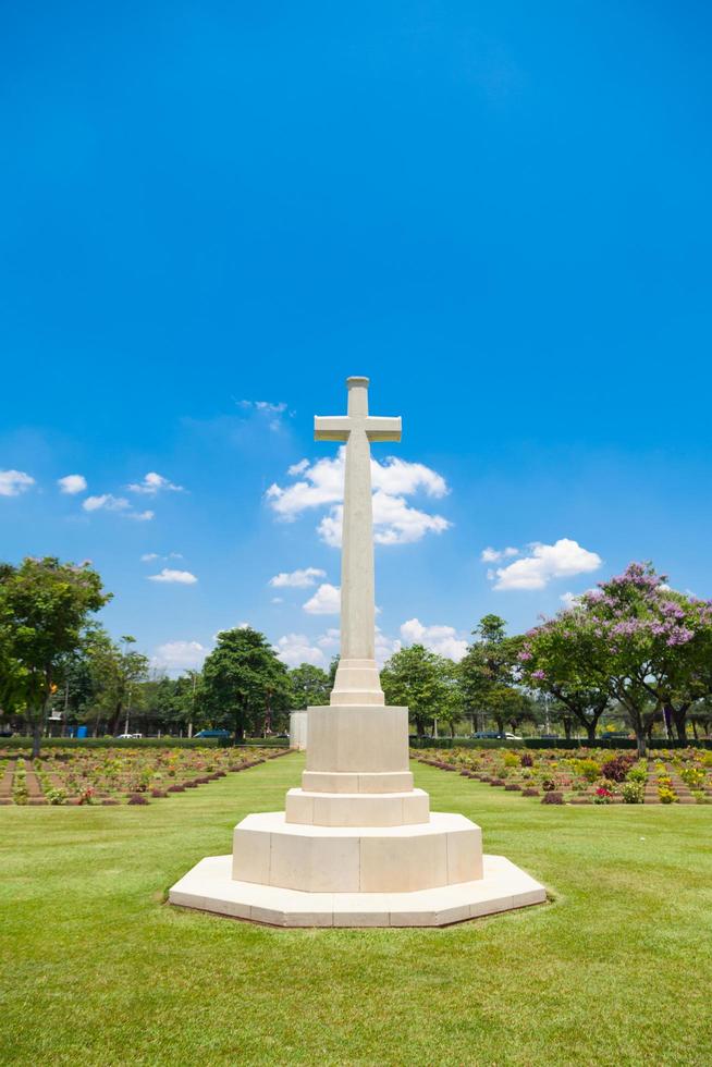 croix dans le cimetière photo