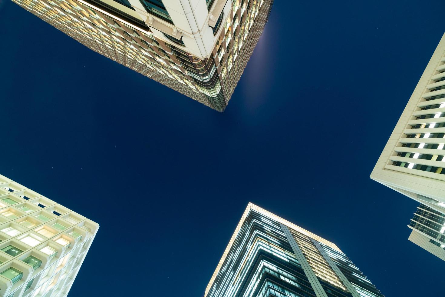 gratte-ciel de tokyo, japon photo