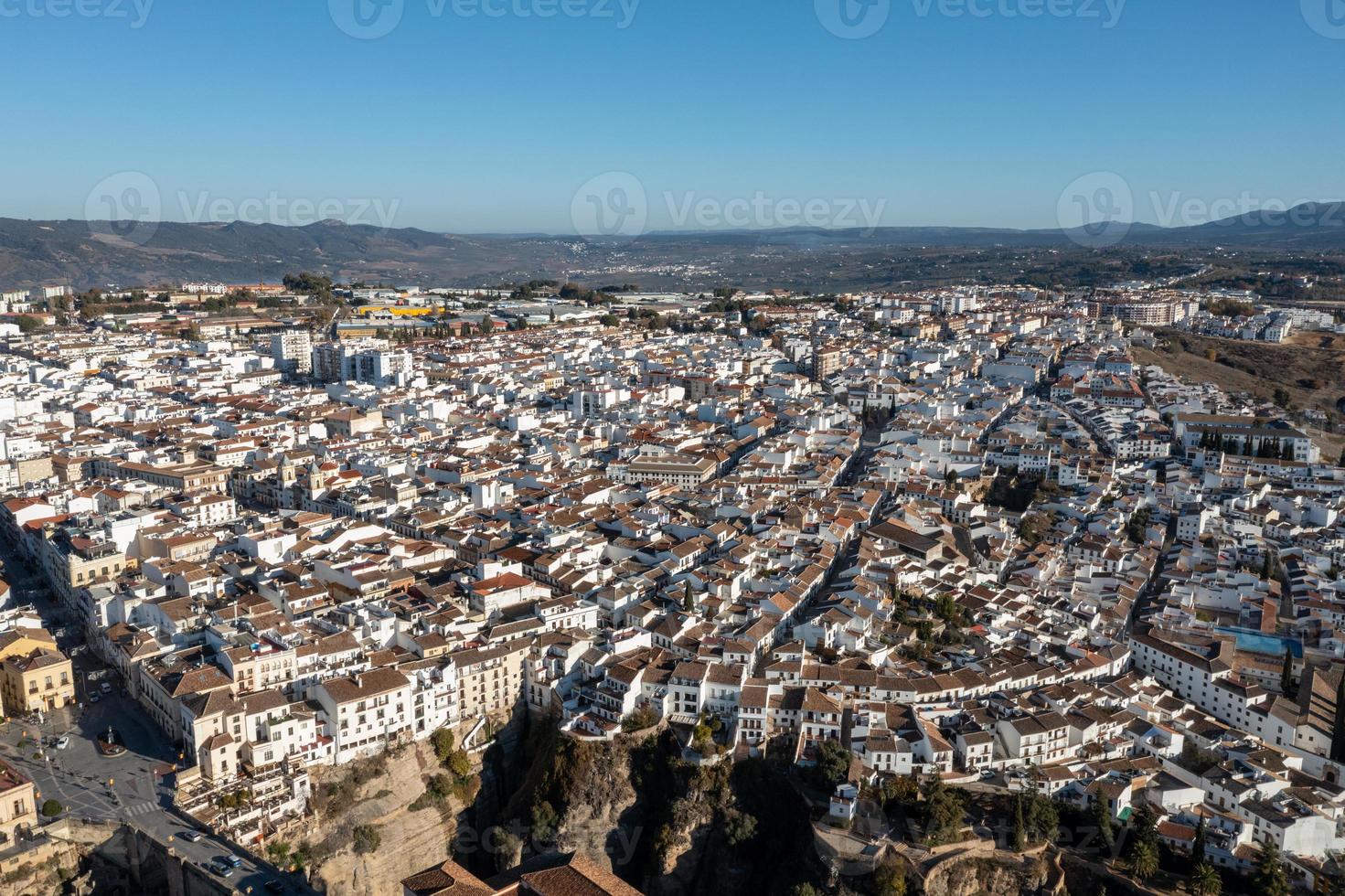 aérien vue de le ville de ronda dans malaga, Espagne. photo