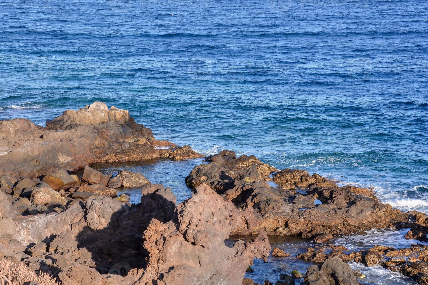 vue sur l'océan côtier photo