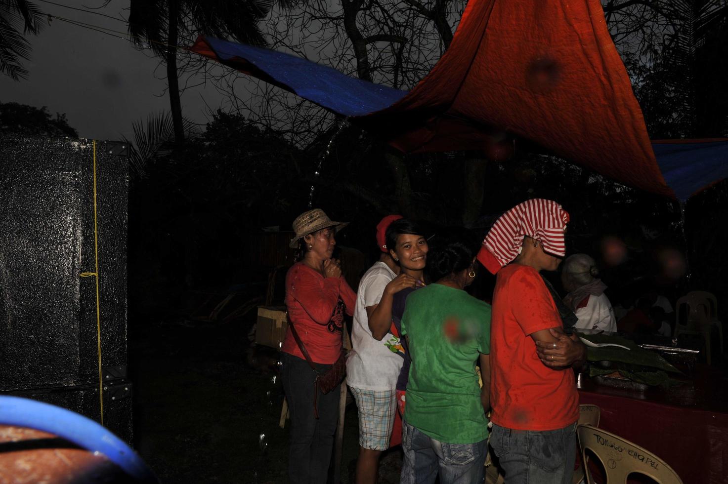 cebu - philippines - 1er janvier 2013 - fête annuelle des enfants orphelins photo