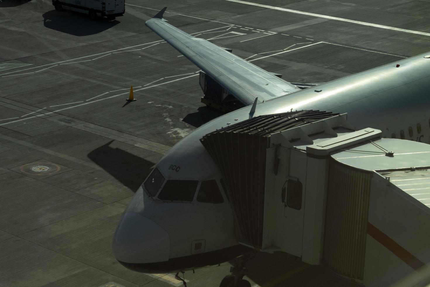 londres, royaume-uni - 24 mars 2019 - opérations de l'aéroport de gatwick photo