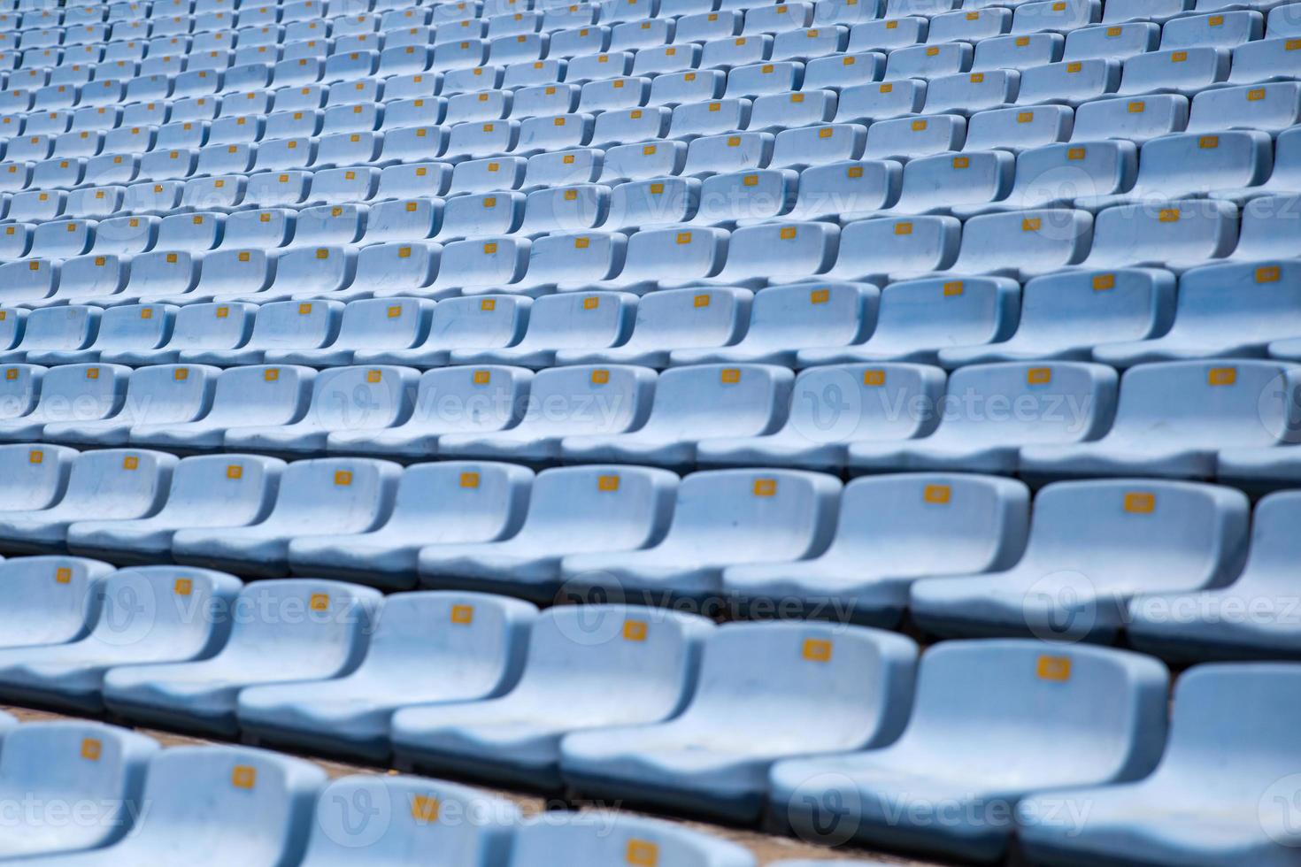 Détail gros plan des sièges du stade bleu photo