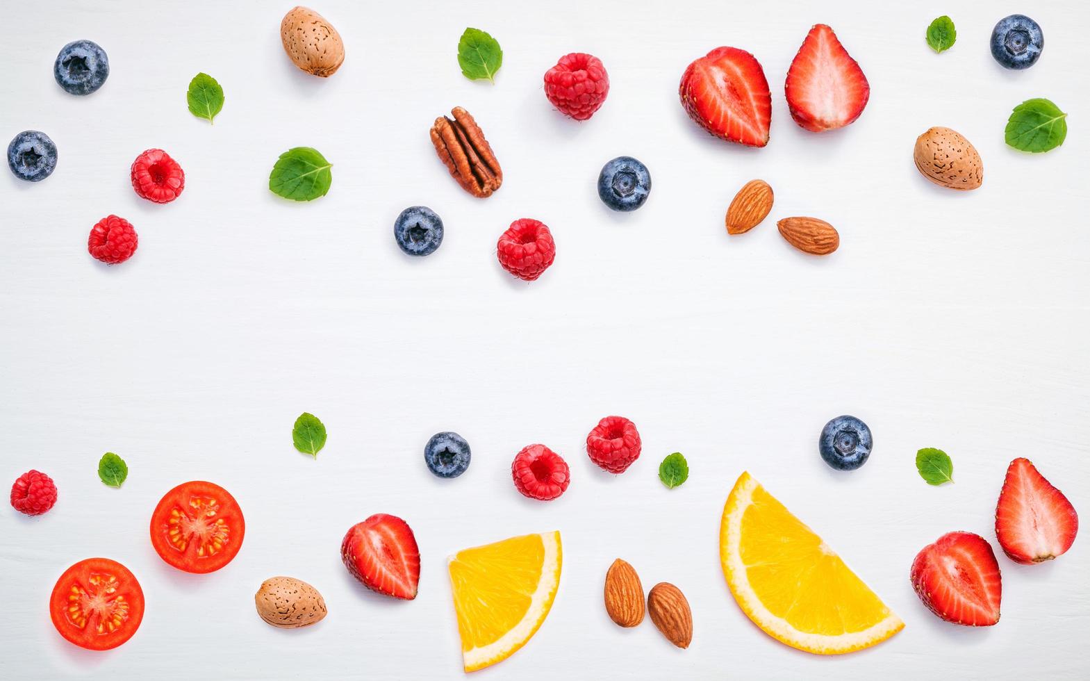 bordure de fruits et de noix photo