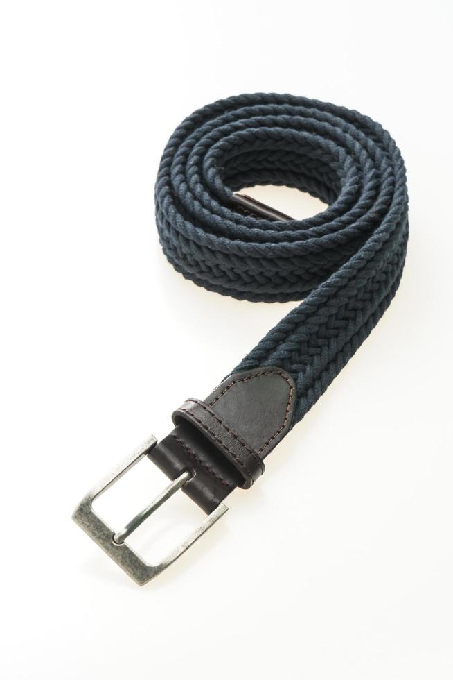 ceinture avec boucle sur fond blanc photo