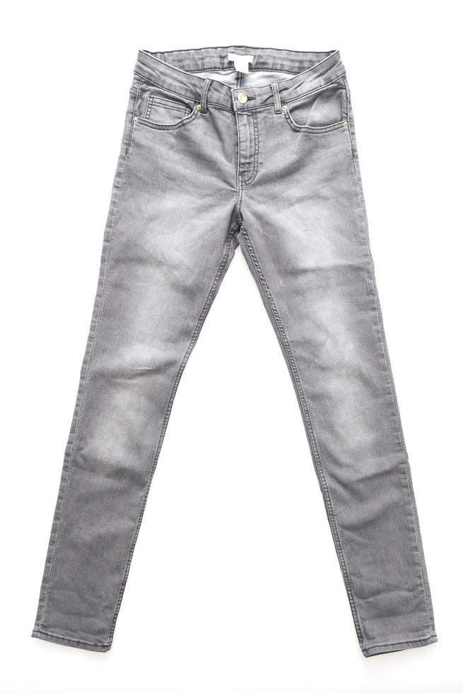 jeans gris sur fond blanc photo