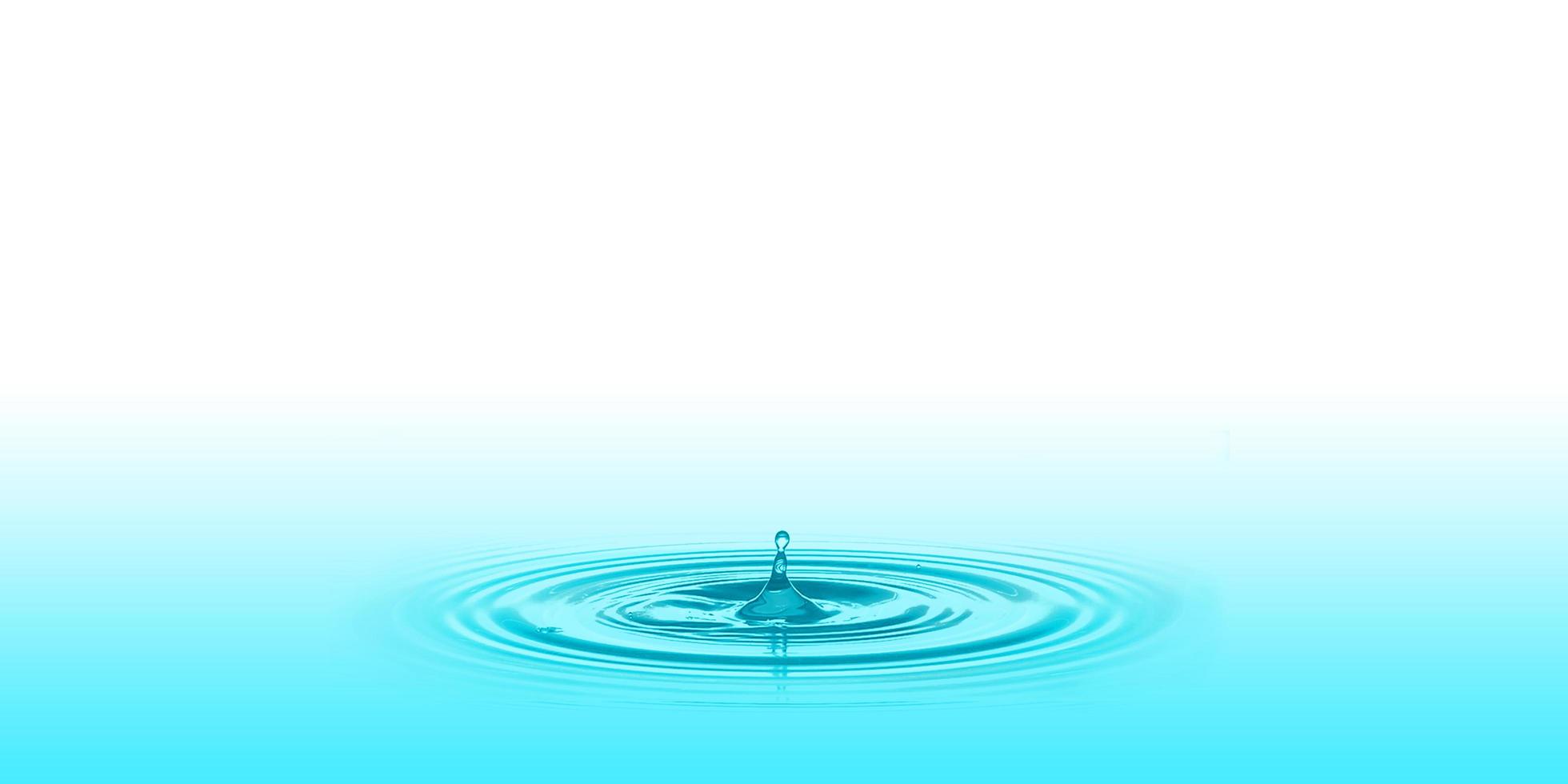 une goutte d'eau bleue à la surface de l'eau, illustration 3d photo