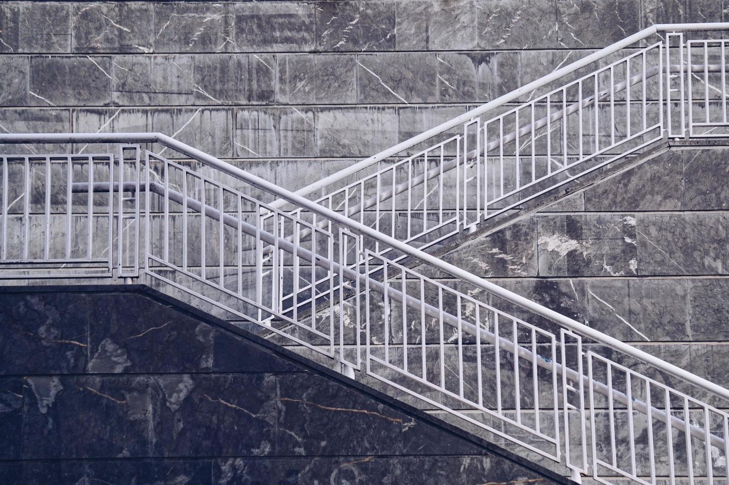 L'architecture des escaliers dans la ville de Bilbao, Espagne photo