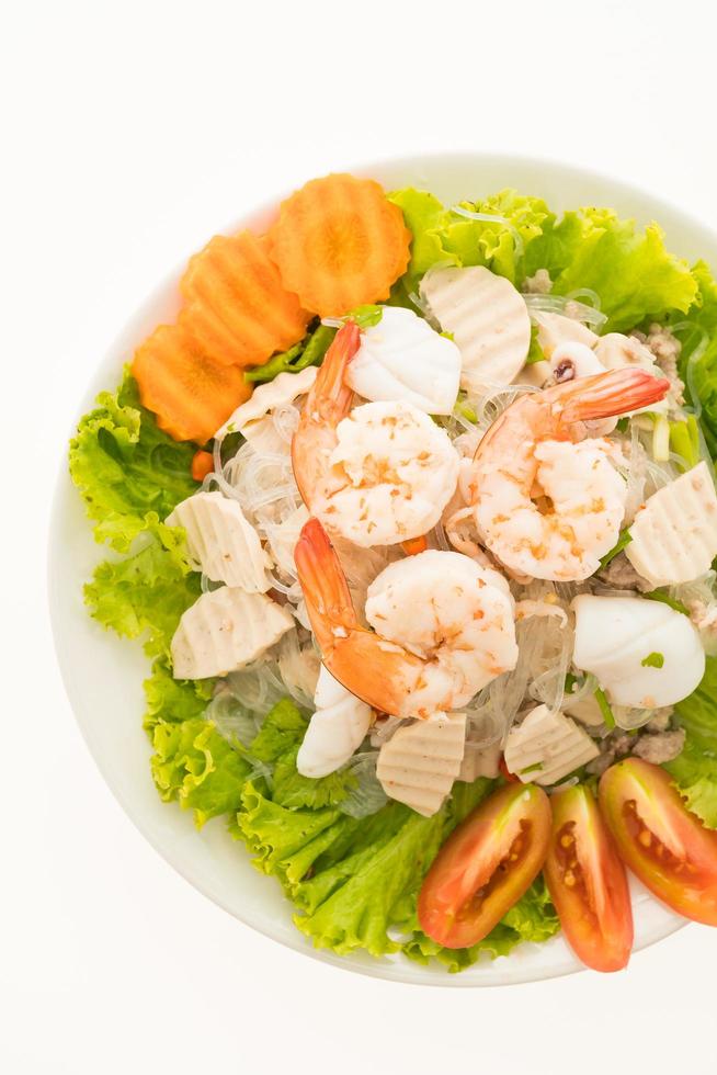 salade de nouilles épicées aux fruits de mer, à la thaïlandaise photo