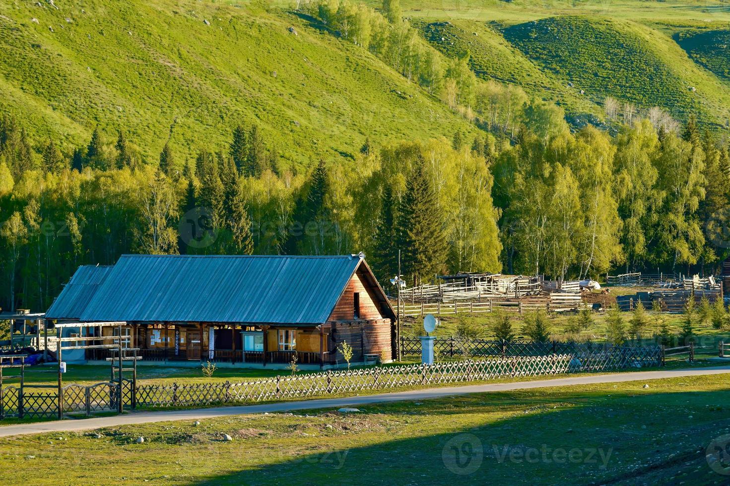 hemu village est le paradis pour la photographie et une privé terre de dieux. photo