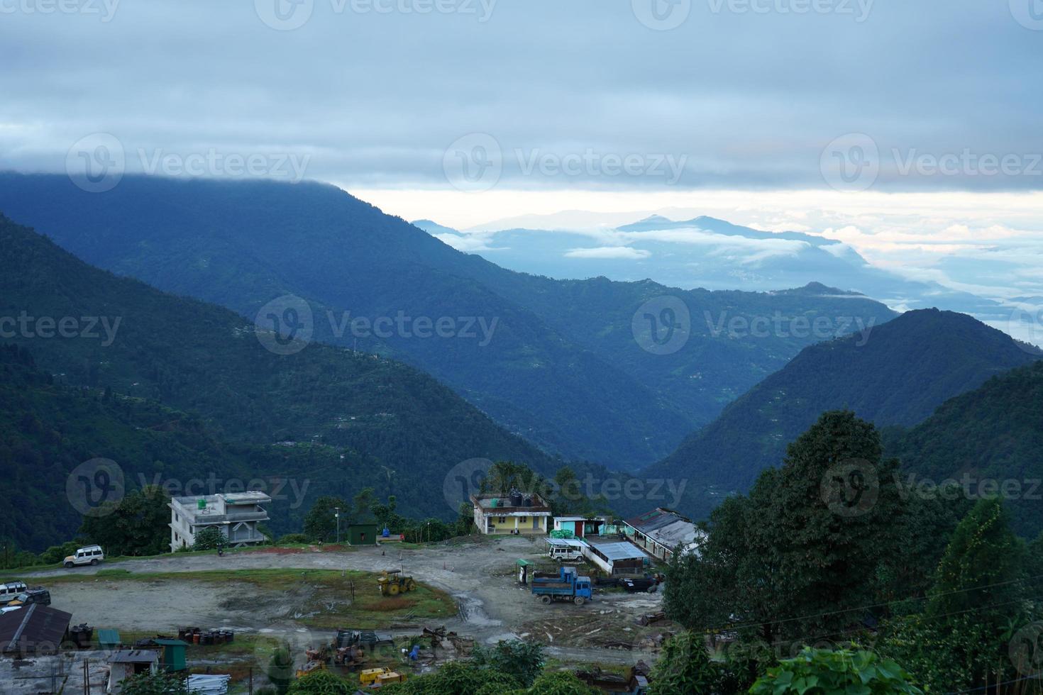 himalayen intervalle le coucher du soleil de phadamchen sikkim photo