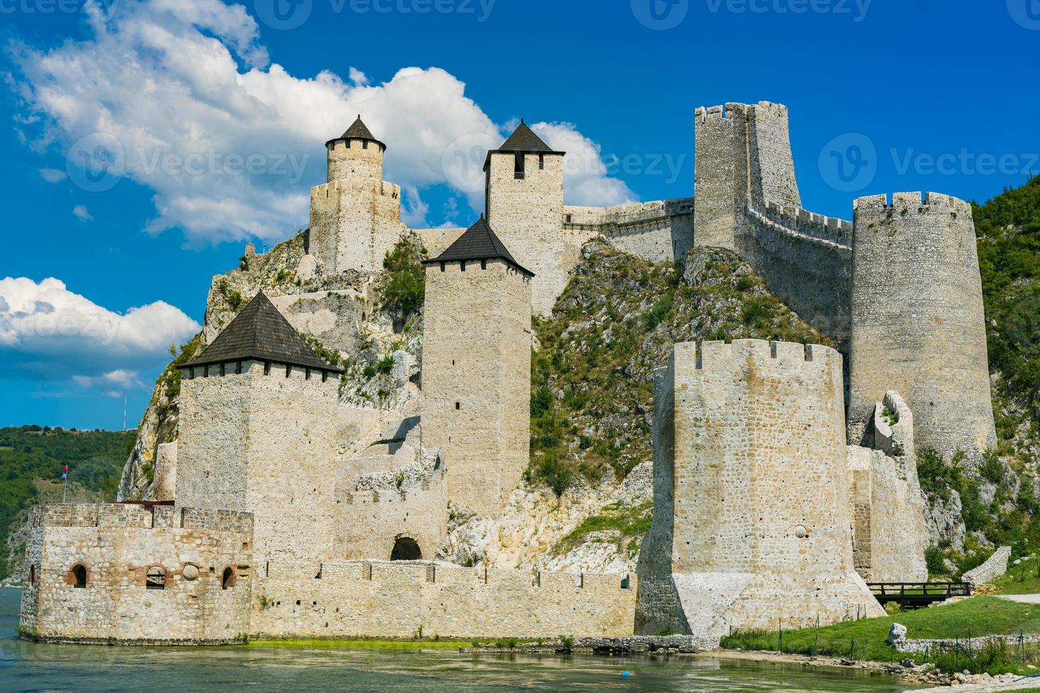 Forteresse de Golubac en Serbie photo