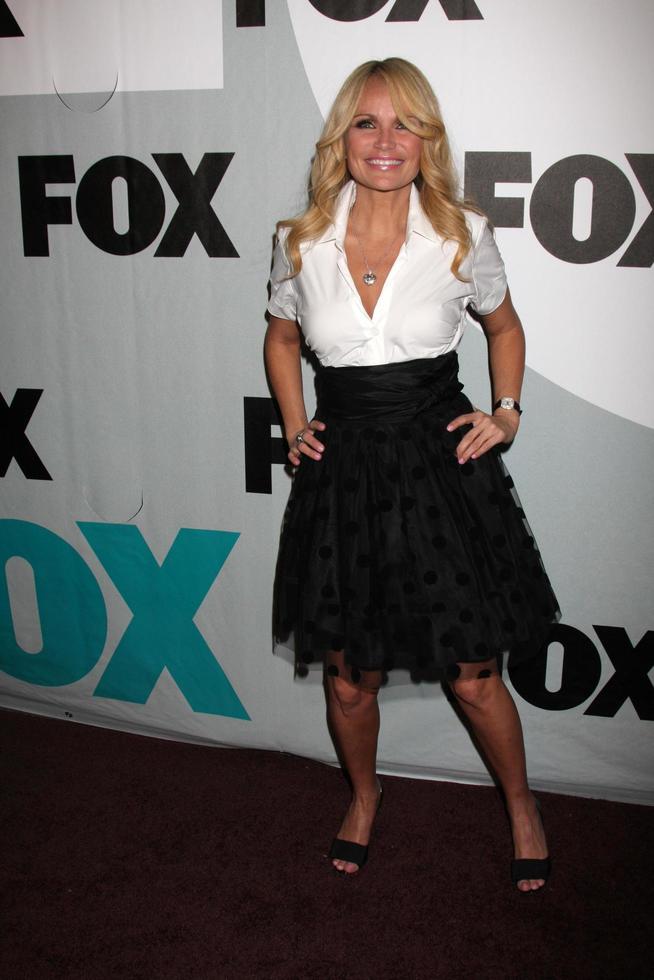 Kristine chenoweth en arrivant à le Renard la télé tca fête à mon endroit dans los angeles Californie sur janvier 13 20092008 photo