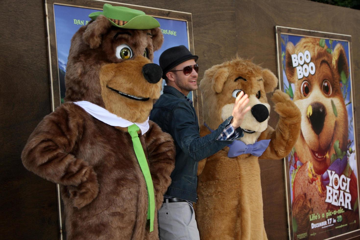 los angeles déc 11 Justin lac de bois arrive à le yogi ours 3d première à le village théâtre sur décembre 11 2010 dans bois de l'ouest Californie photo