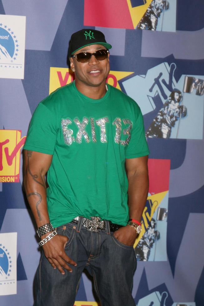 ll cool j dans le presse pièce à le vidéo la musique récompenses sur vtt à primordial les studios dans los angeles Californie en septembre sept 20082008 photo