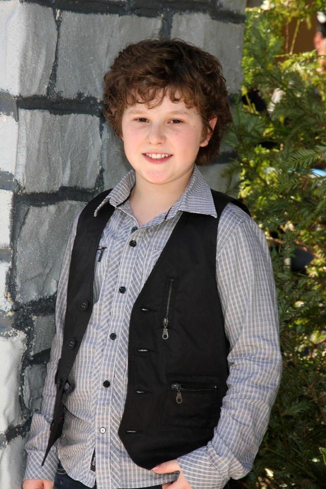 los angeles déc 11 Nolan gould arrive à le yogi ours 3d première à le village théâtre sur décembre 11 2010 dans bois de l'ouest Californie photo