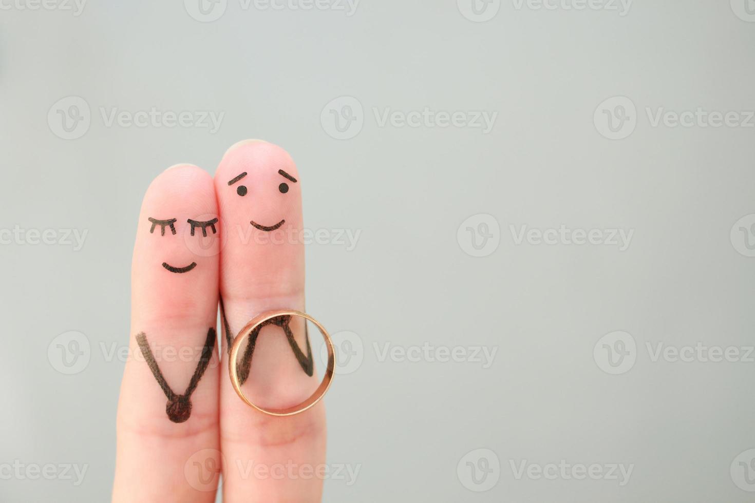 les doigts art de content couple. concept de homme proposer à femme. photo