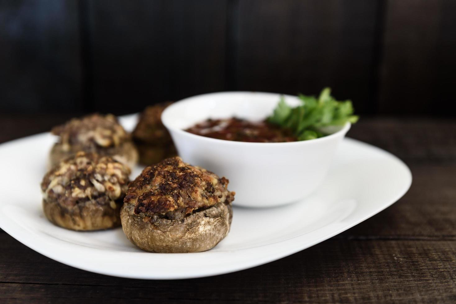 champignons à la viande photo