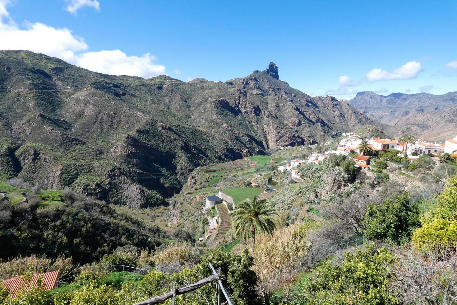 village de tejeda dans le centre de le île de gran canarias photo