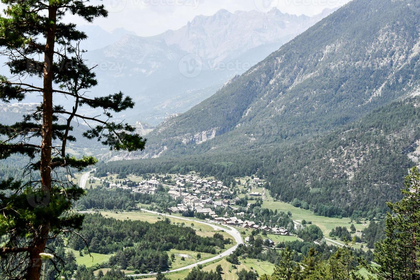 paysage de montagne pittoresque photo