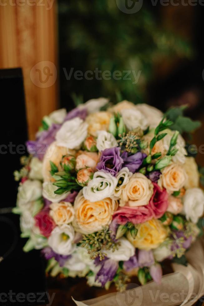 gros plan du bouquet de mariage photo