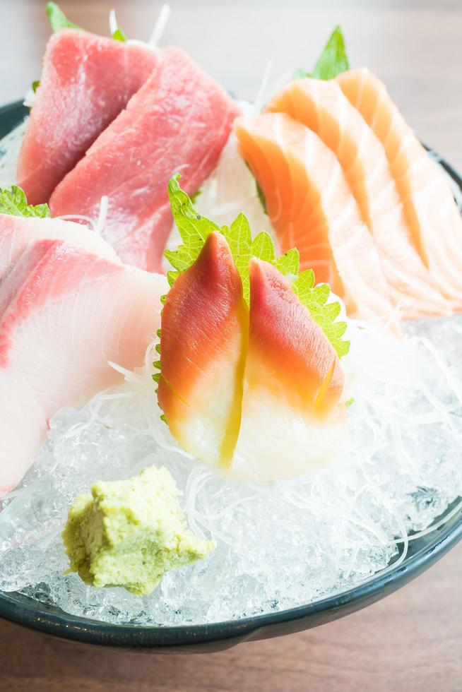 sashimi frais cru photo