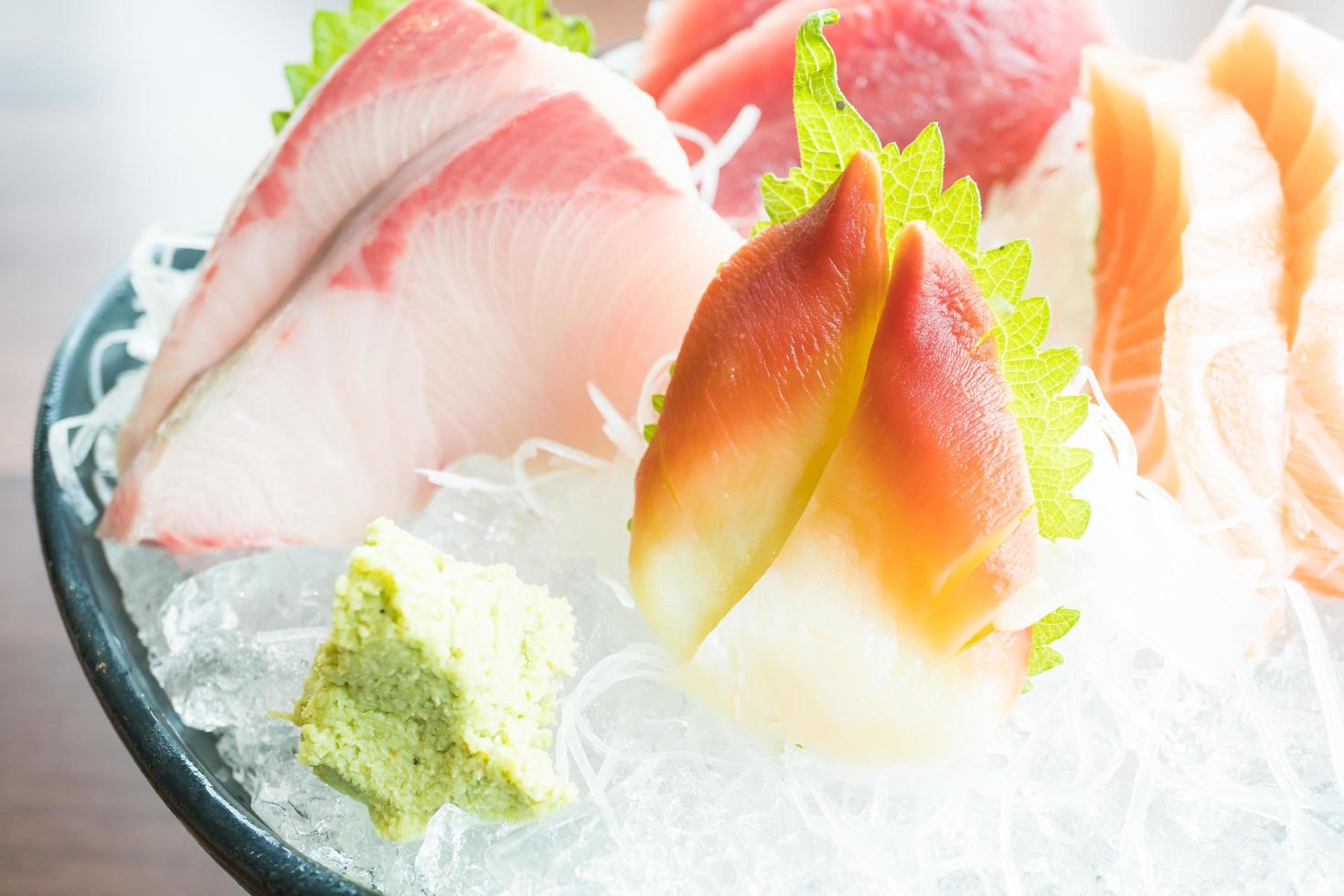 sashimi frais cru photo