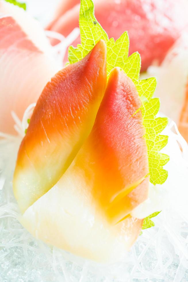 sashimi frais cru photo