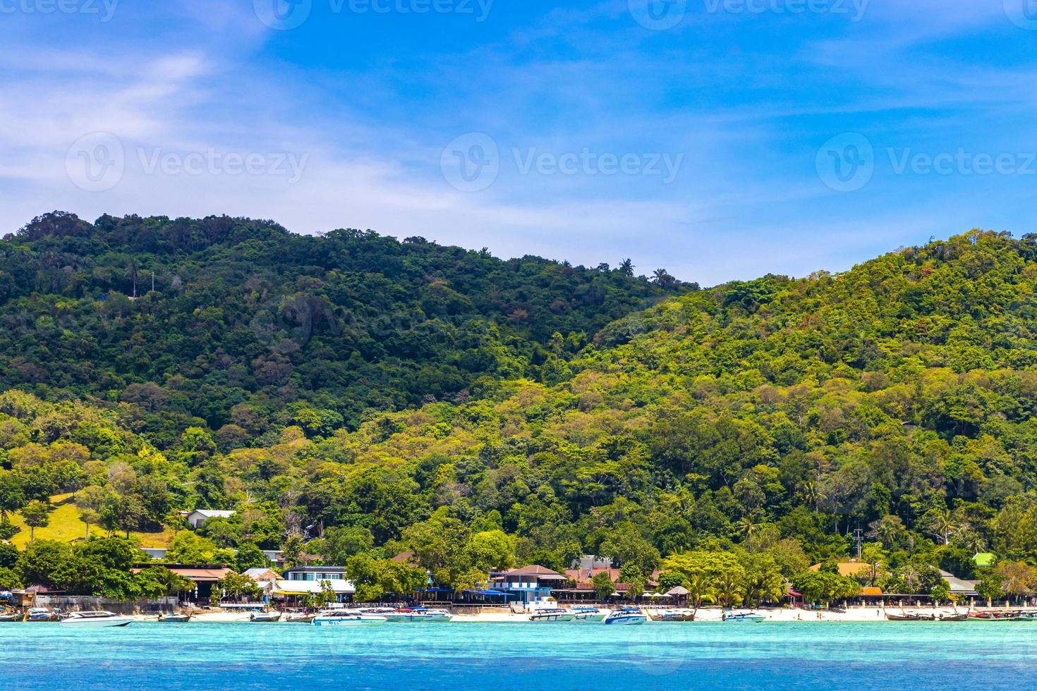 koh phi phi Don Thaïlande île plage lagune calcaire rochers. photo