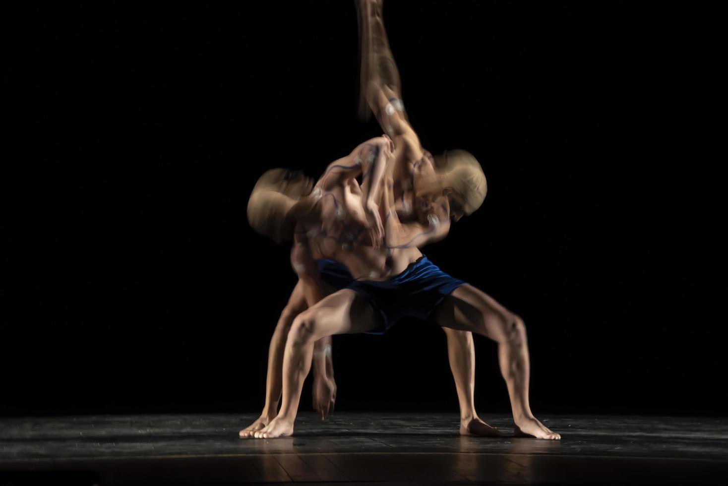 le mouvement abstrait de la danse photo