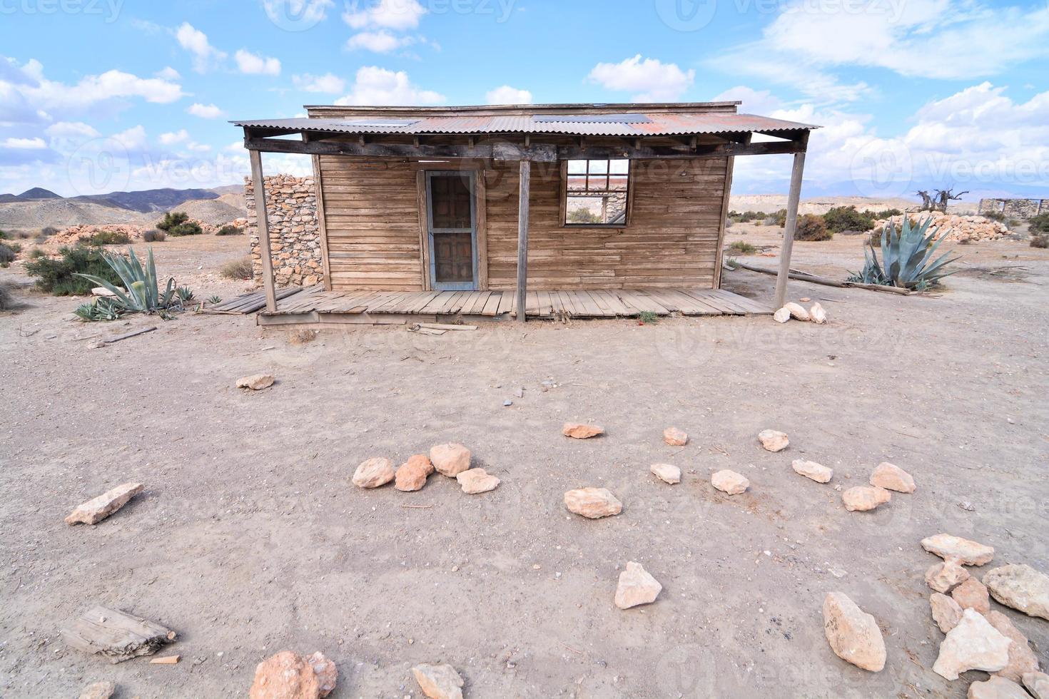 abandonné les structures dans le désert photo