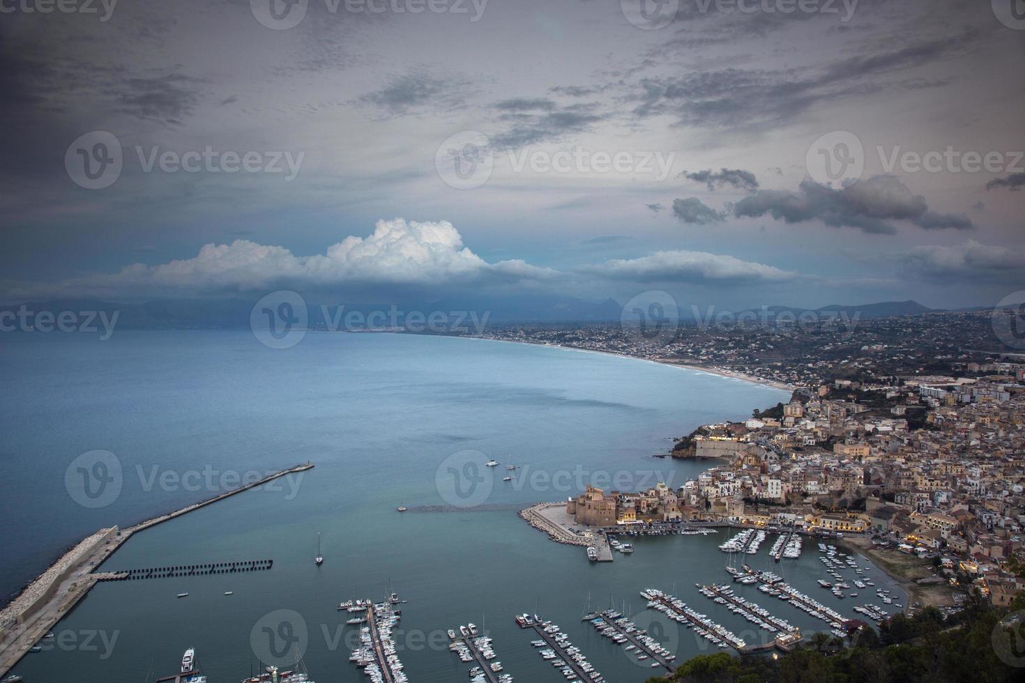 castellammare del golfo et le côte de sicile, Italie photo