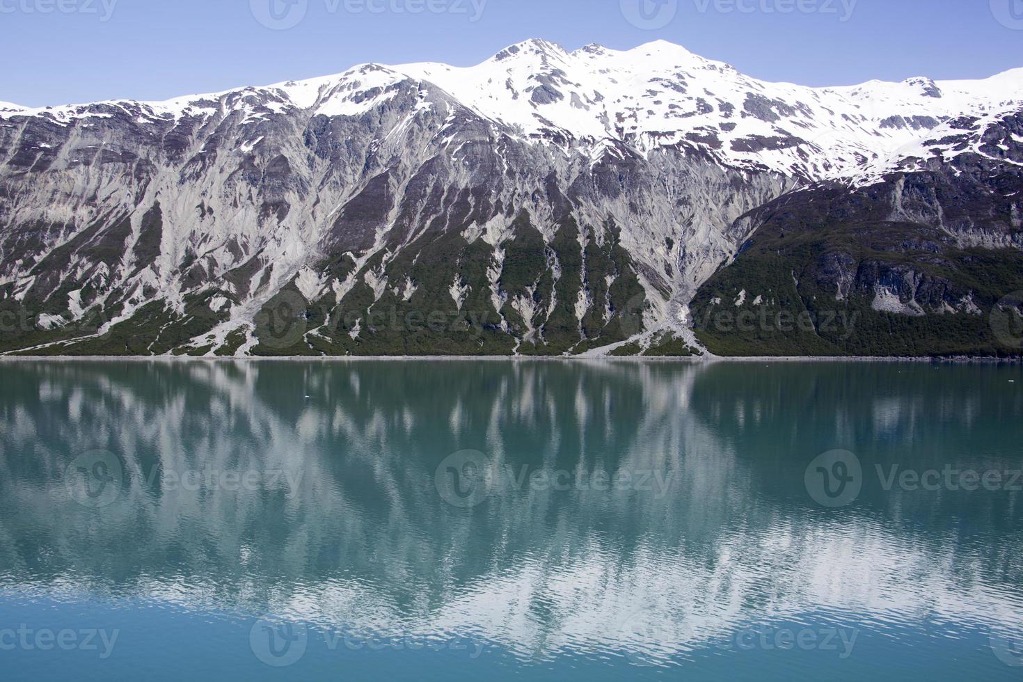 glacier baie nationale parc neigeux Montagne reflets photo