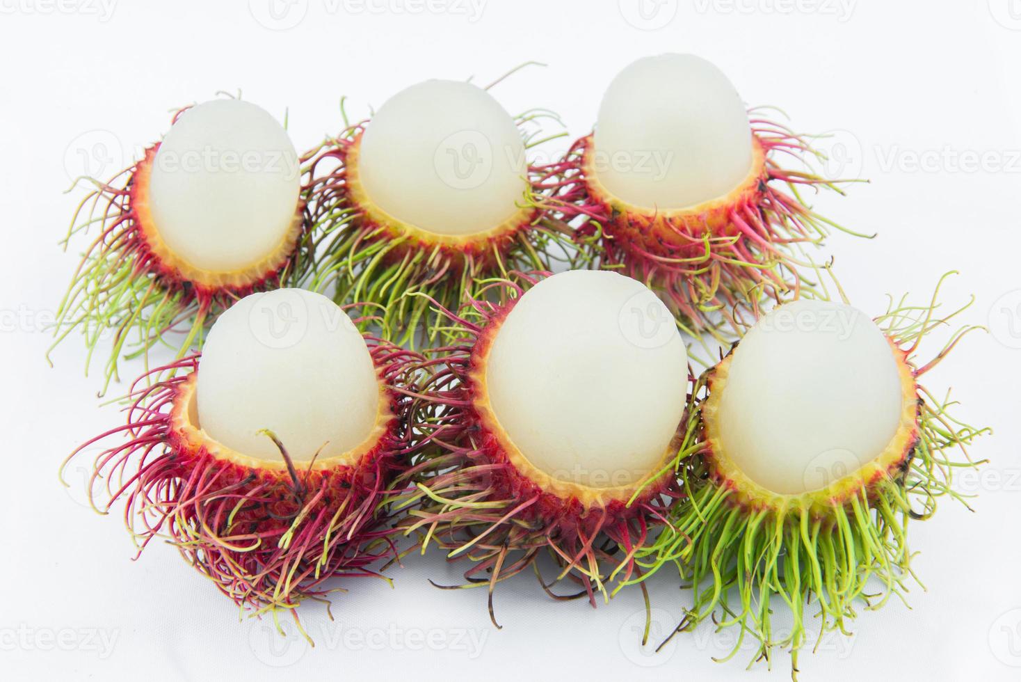 ramboutan, une fruit avec sucré goût et rouge poilu coquille photo