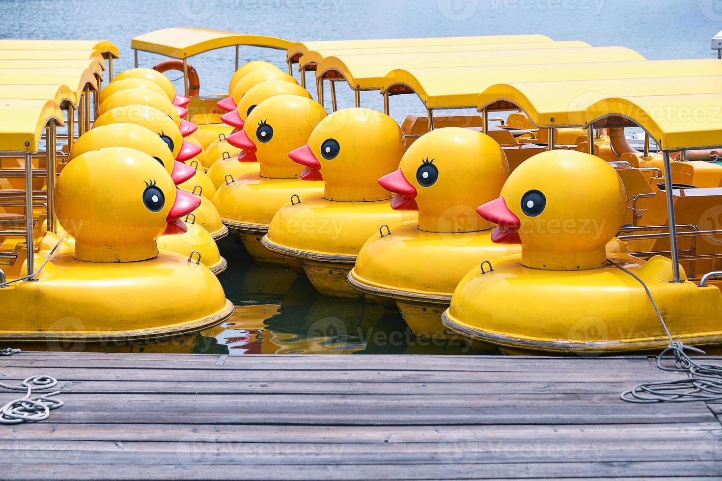 Jaune canard bateaux photo