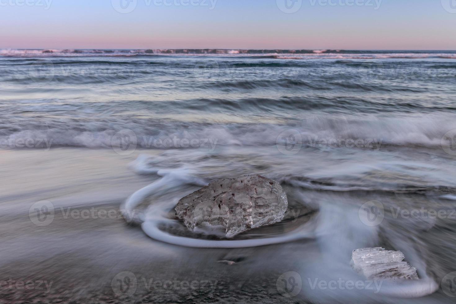 la glace blocs sur le pacifique côte photo